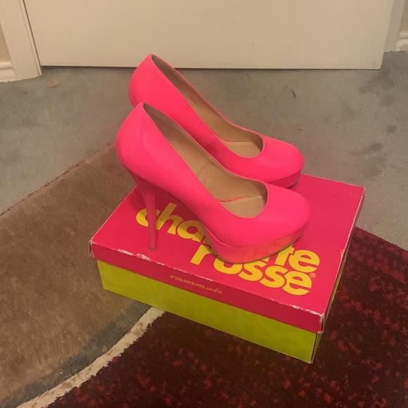 Pink pumps - Picture 2 of 6